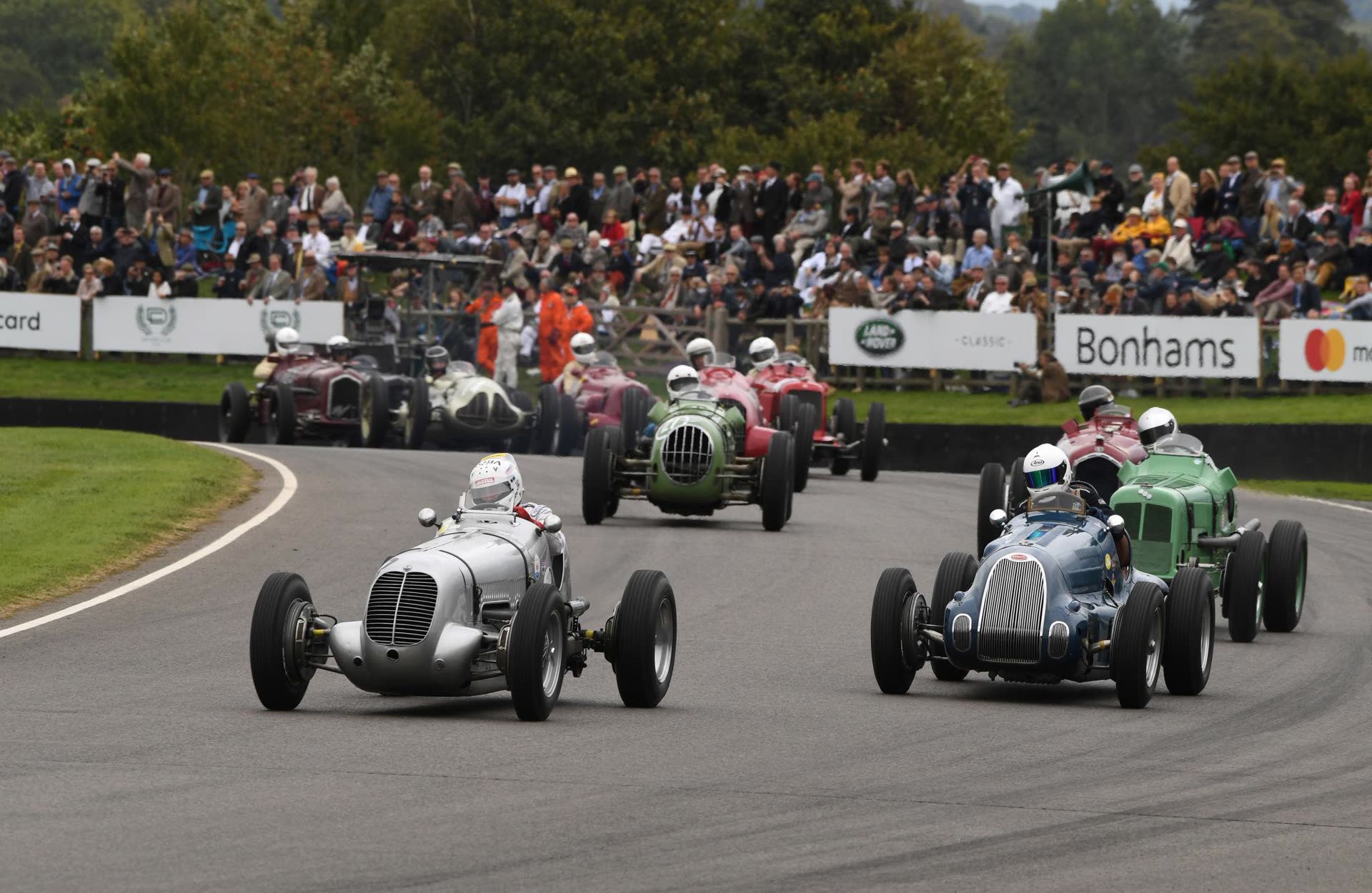 Historic race cars competing at Goodwood Revival