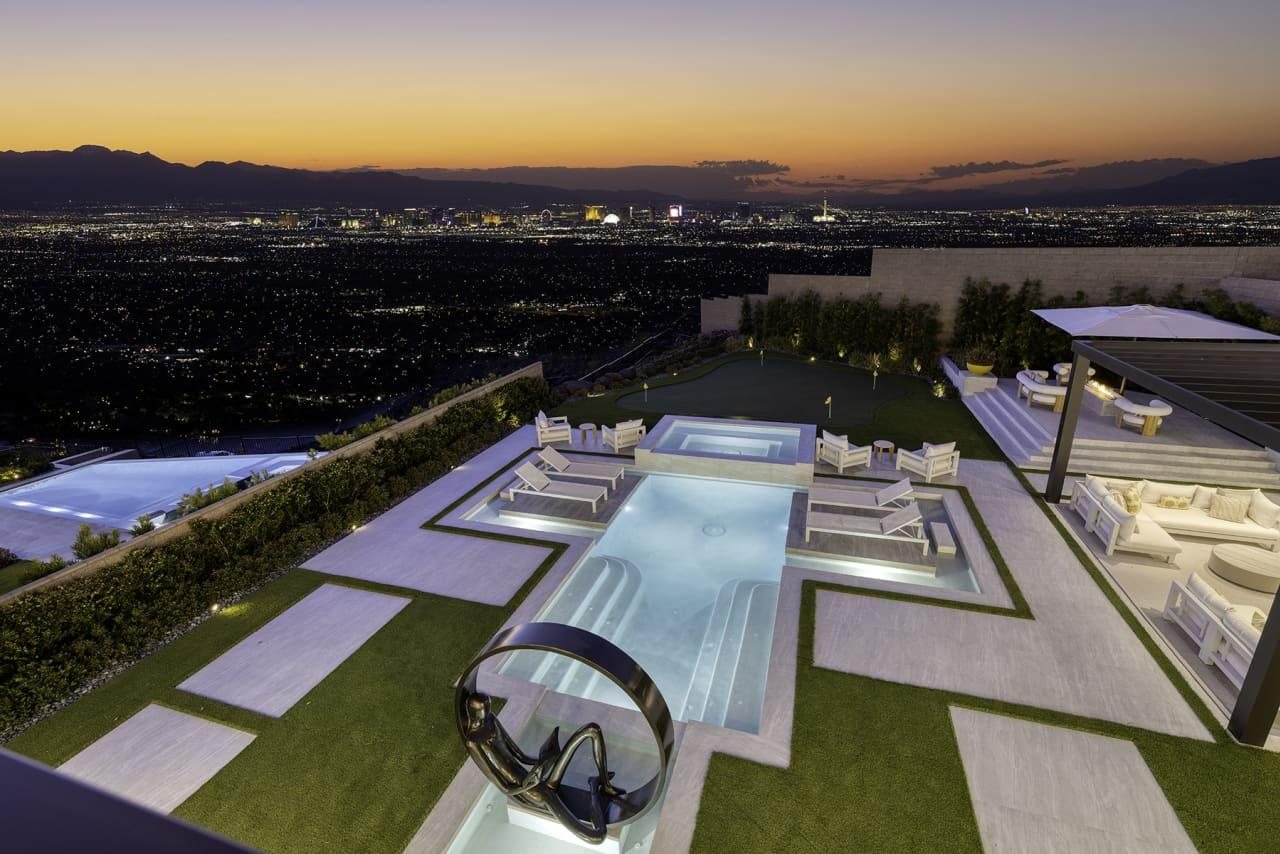 Luxury private residence overlooking Las Vegas