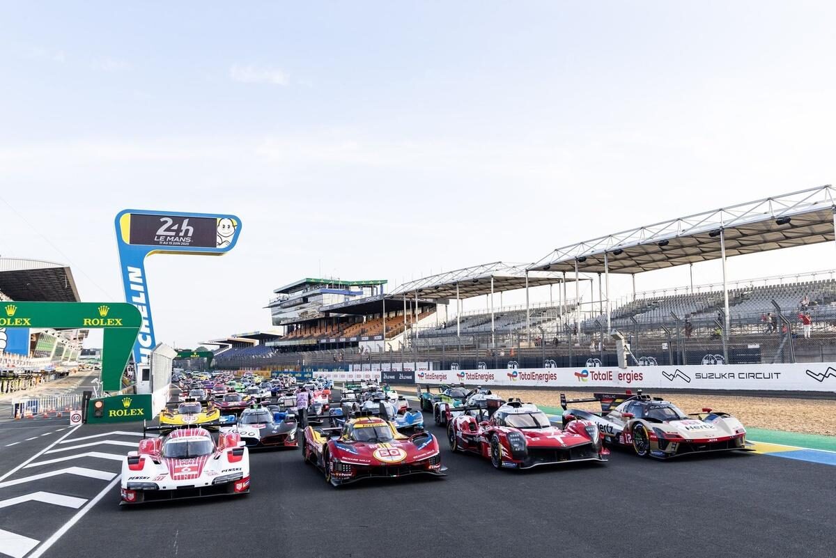 Endurance prototype racing at the 24 Hours of Le Mans