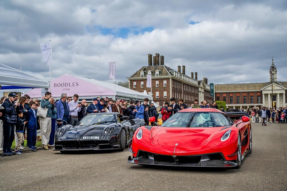 Modern supercar on the Blenheim Palace lawn